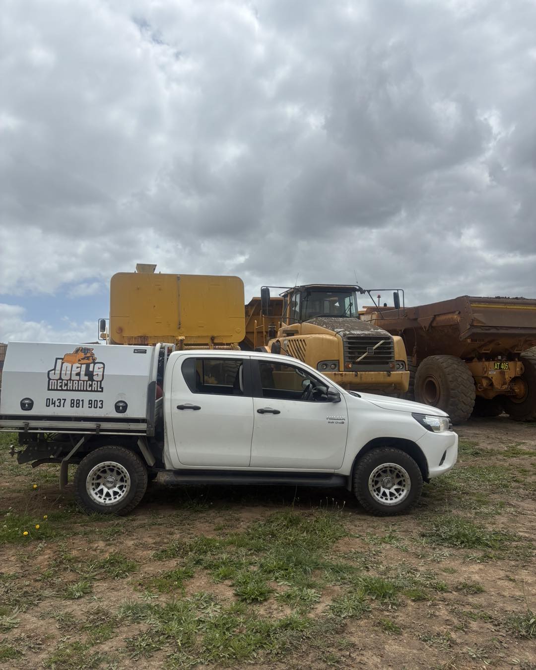 Joel's Mechanical service truck on site